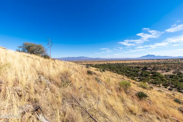 $220,000 | 4709 East Dead Bear Draw, Hereford, AZ 85615