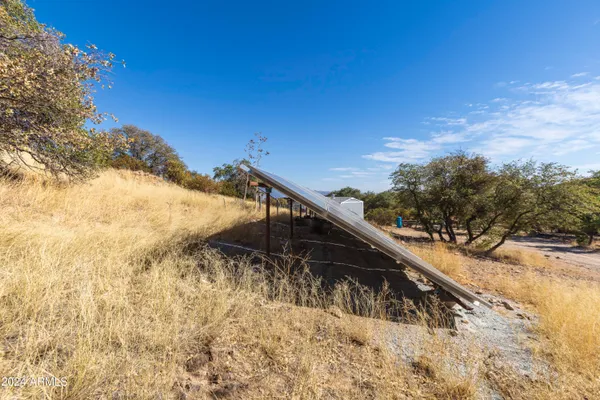 $220,000 | 4709 East Dead Bear Draw, Hereford, AZ 85615