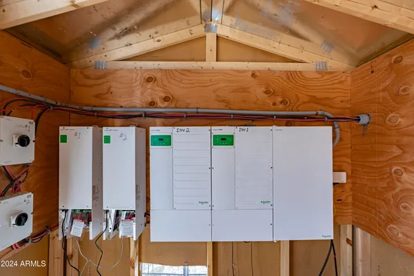 $220,000 | 4709 East Dead Bear Draw, Hereford, AZ 85615