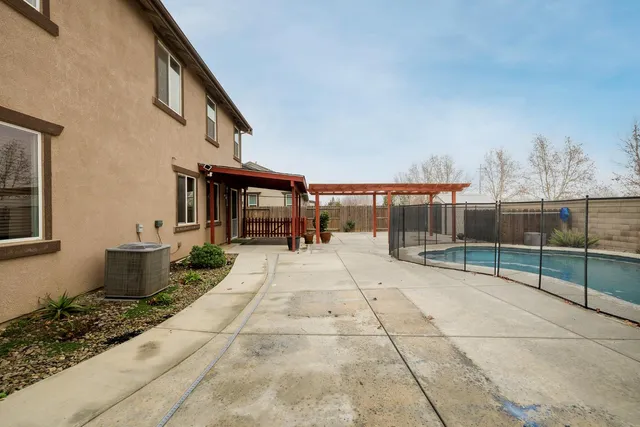 $539,000 | 407 Northampton Way, Newman, CA 95360