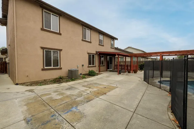 $539,000 | 407 Northampton Way, Newman, CA 95360