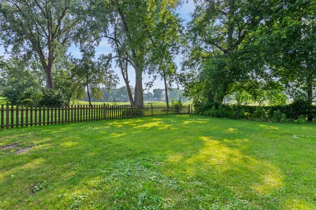 $1,995,000 | 5104 Mirror Lakes Drive, Edina, MN 55436