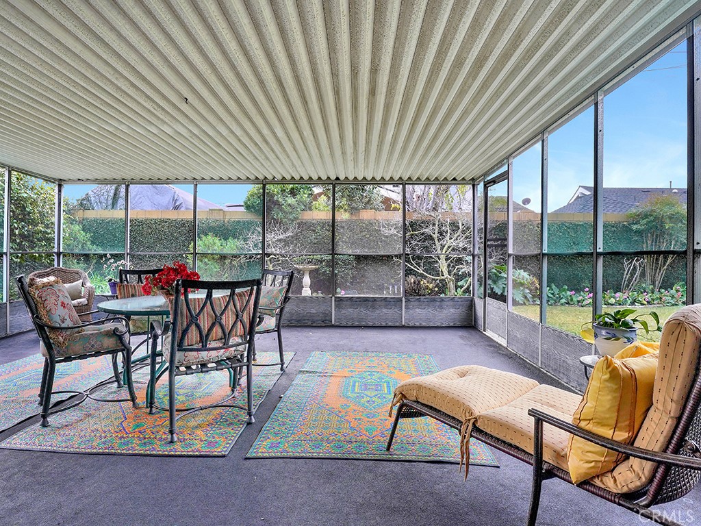 5092 Berkeley Avenue Westminster, CA 92683 - Photo 16 of 39 a building outdoor space with patio furniture