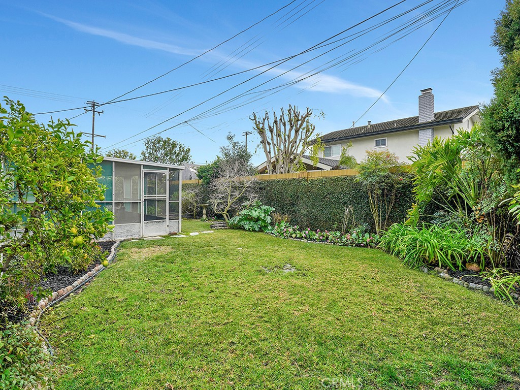 5092 Berkeley Avenue Westminster, CA 92683 - Photo 20 of 39 a view of a backyard with plants and a patio