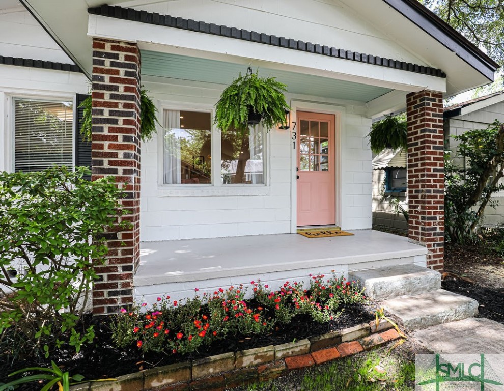 731 East 34th Street Savannah, GA 31401 - Photo 3 of 23