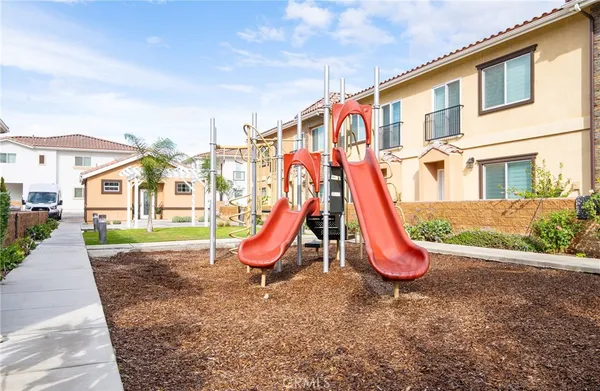 $3,200 | 16425 Arrow Boulevard, Fontana, CA 92335