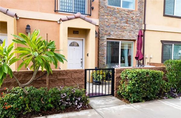 $3,200 | 16425 Arrow Boulevard, Fontana, CA 92335