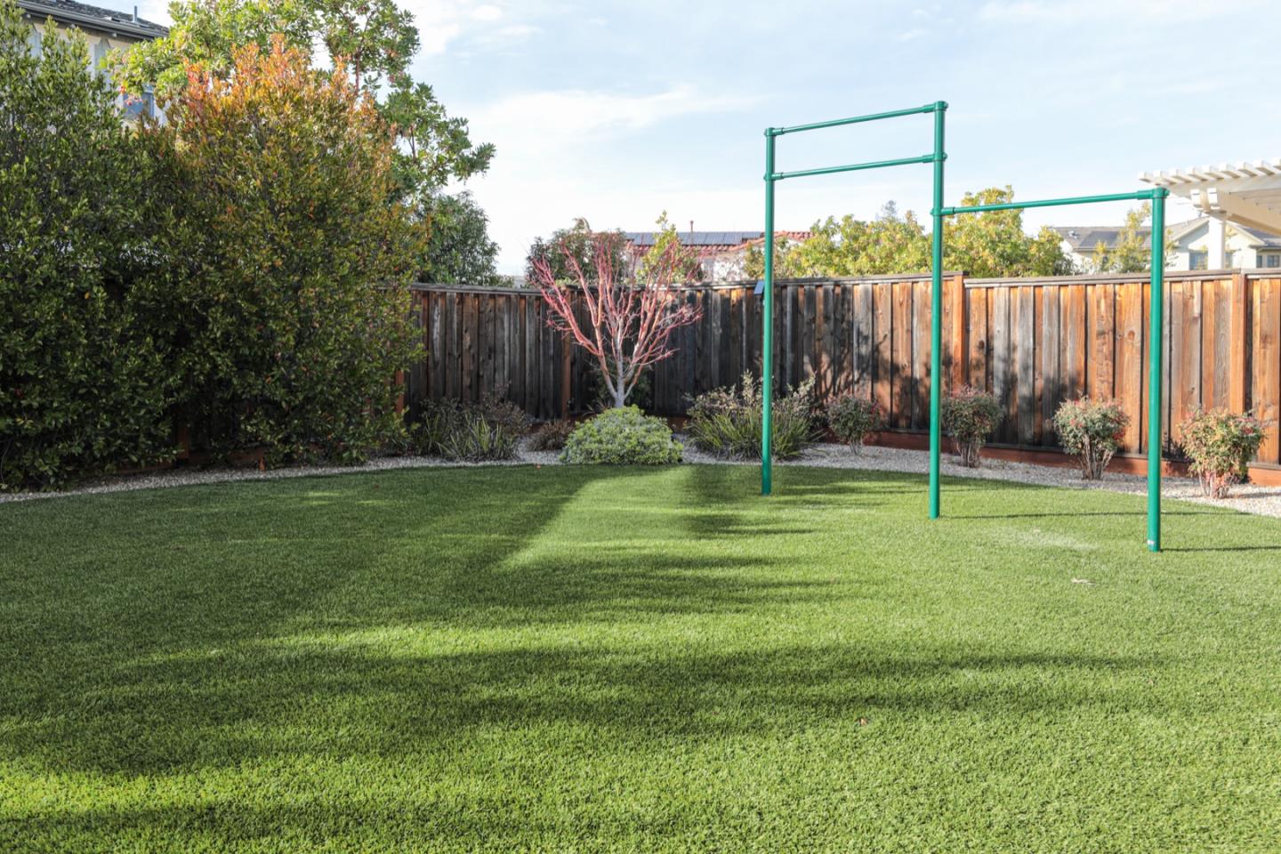 2718 Eden Lane Mountain View, CA 94040 - Photo 4 of 17 a backyard of a house with lots of green space