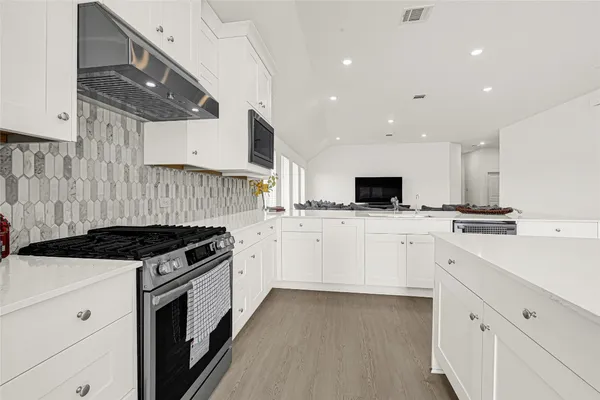 $2,600 | 27711 Seascape Vlg Drive, Katy, TX 77493