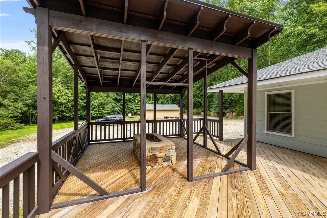 2527 Mountain View Road Powhatan, VA 23139 - Photo 29 of 34 Pavilion
