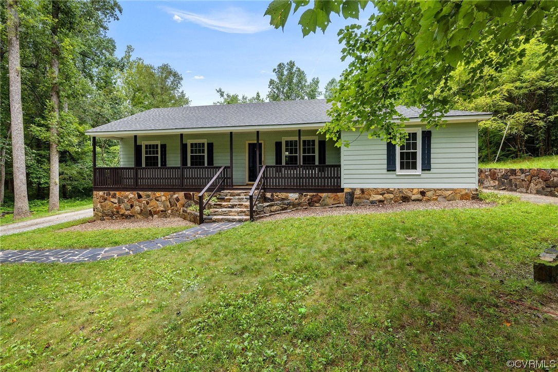 2527 Mountain View Road Powhatan, VA 23139 - Photo 3 of 34 Gallery Image 3