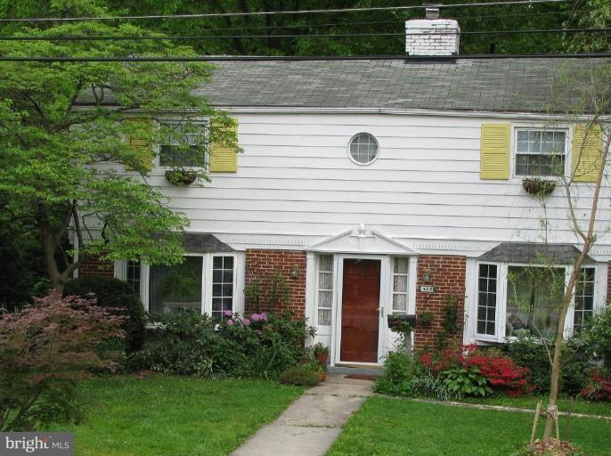425 Range Road Towson, MD 21204 - Photo 1 of 8 Exterior