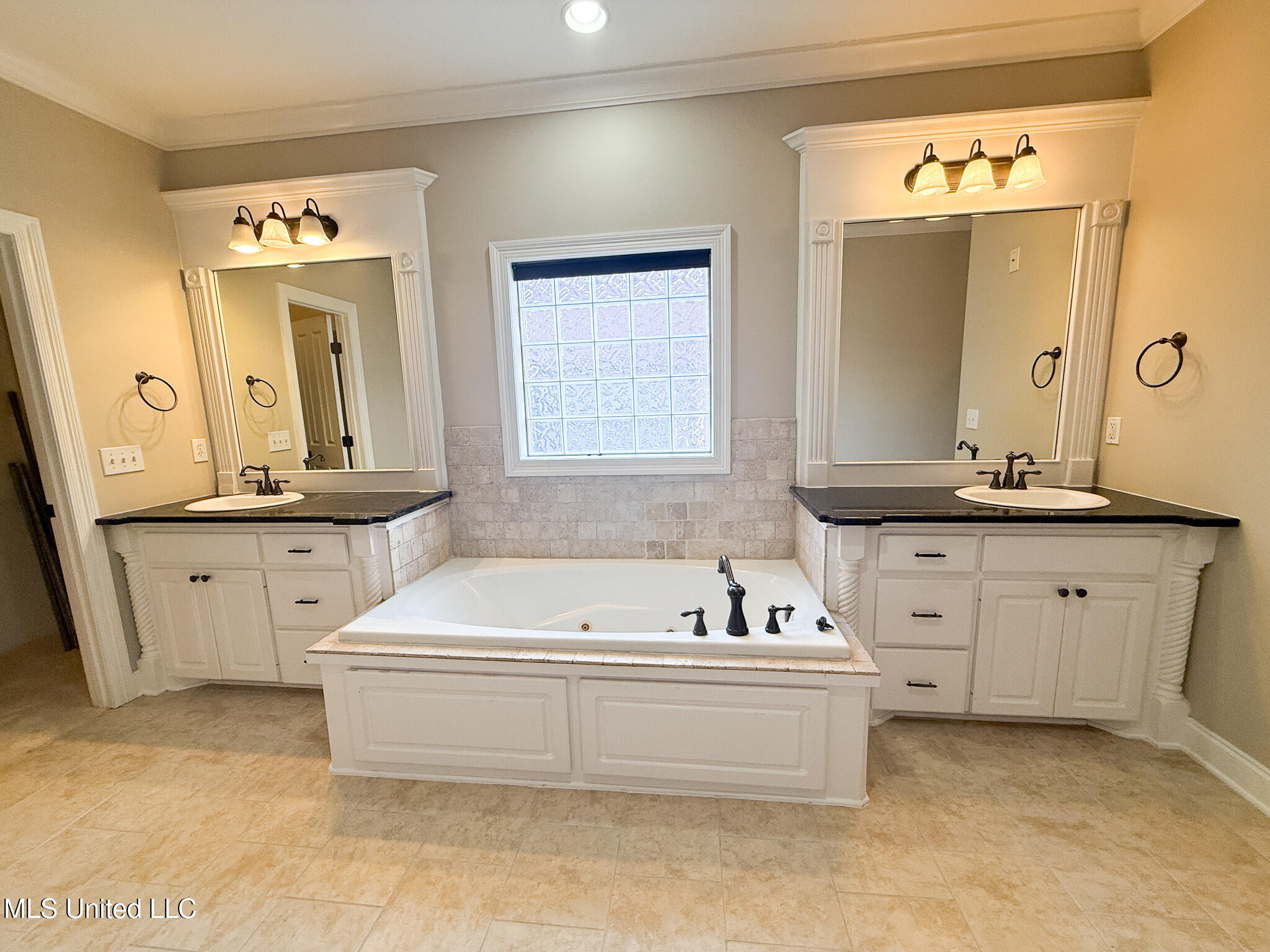 813 Terrapin Lane Brandon, MS 39047 - Photo 16 of 29 IMG_2857