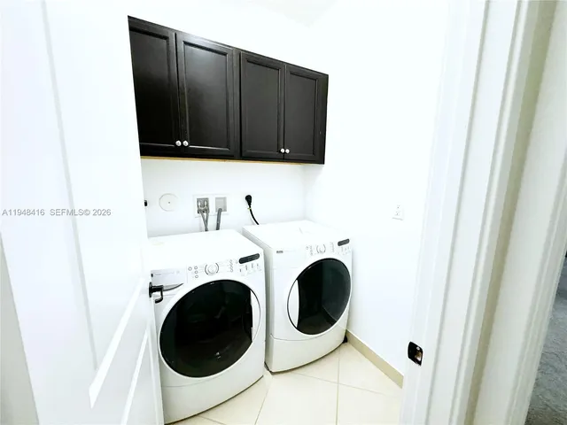 $665,000 | 3209 West 98th Place, Hialeah, FL 33018