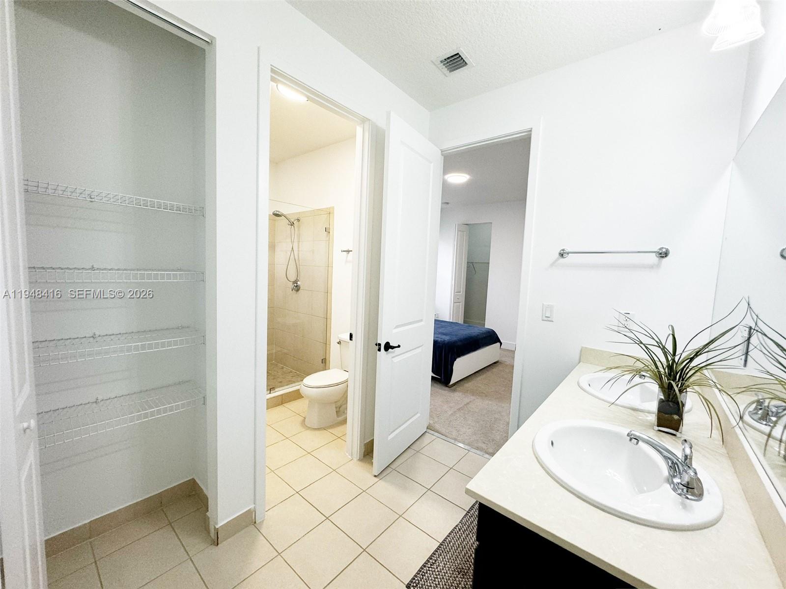 3209 West 98th Place Hialeah, FL 33018 - Photo 30 of 37