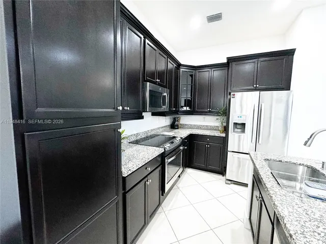 $665,000 | 3209 West 98th Place, Hialeah, FL 33018