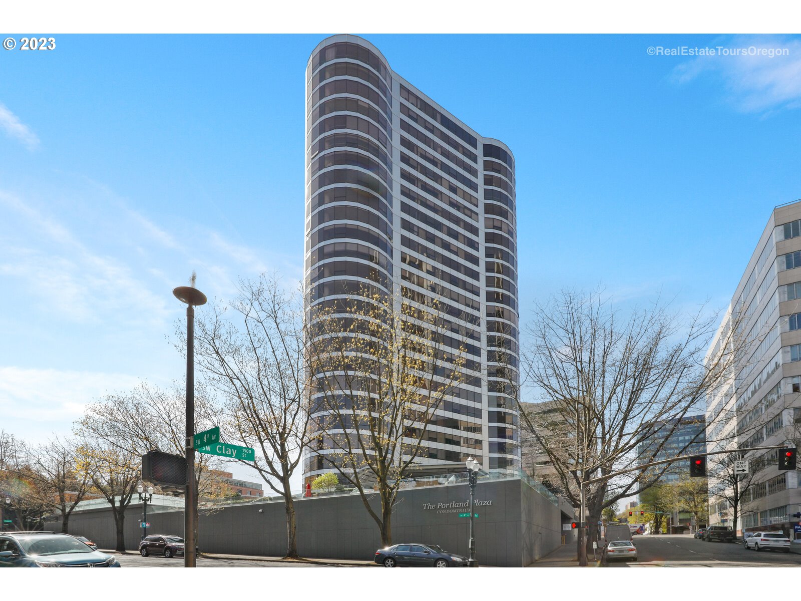 1500 Southwest 5th Avenue, Unit 2002 Portland, OR 97201 - Photo 1 of 32 Gallery Image 1