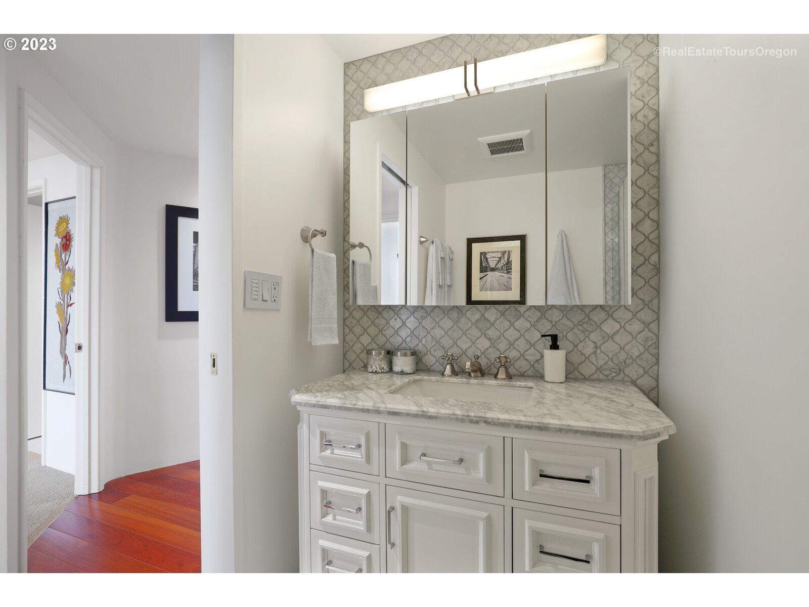 1500 Southwest 5th Avenue, Unit 2002 Portland, OR 97201 - Photo 25 of 32 Gallery Image 25