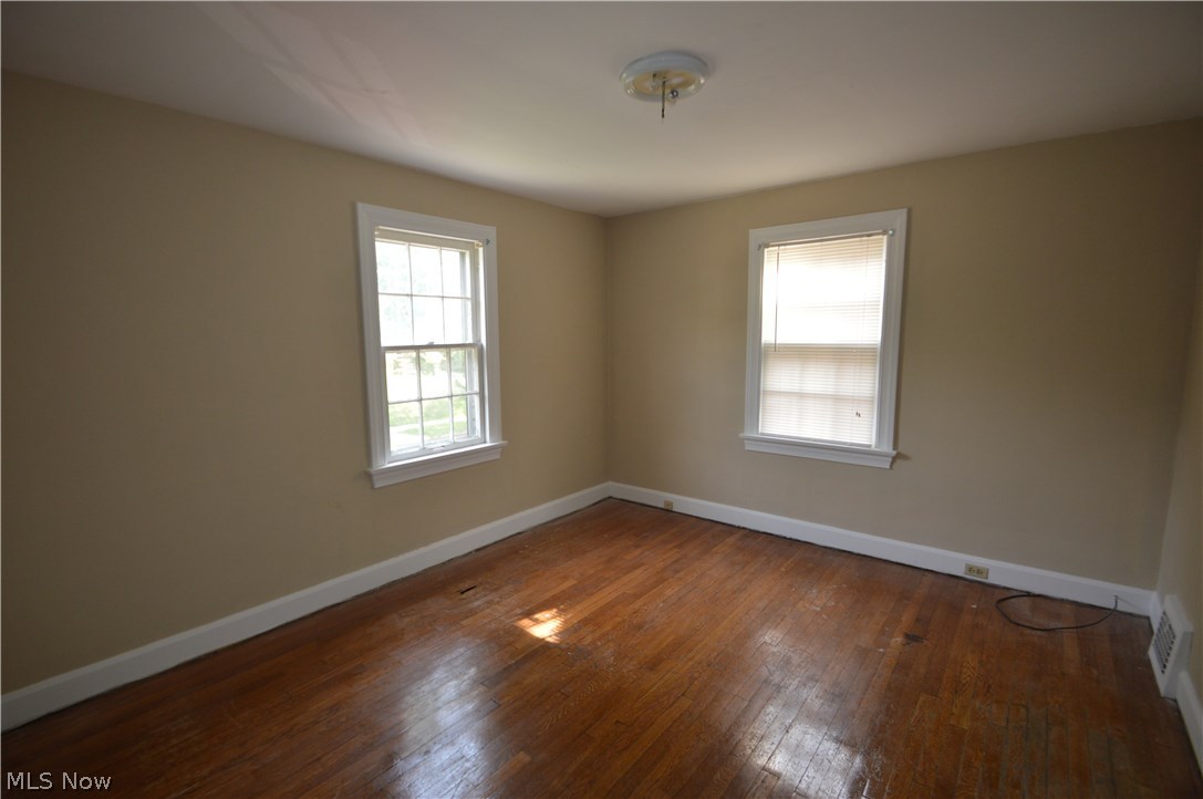 3811 Woodridge Road Cleveland Heights, OH 44121 - Photo 11 of 16