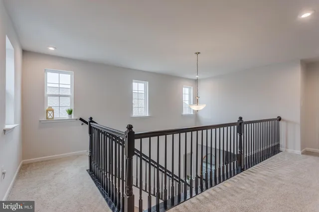 $684,900 | 128 Raven Oaks Drive, Winchester, VA 22602