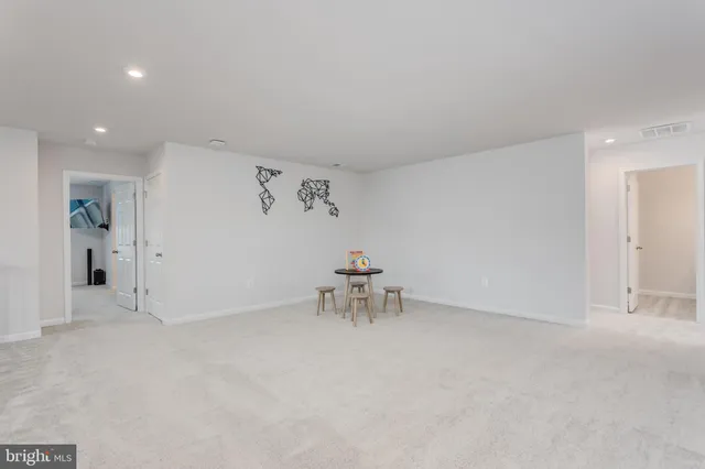 $684,900 | 128 Raven Oaks Drive, Winchester, VA 22602