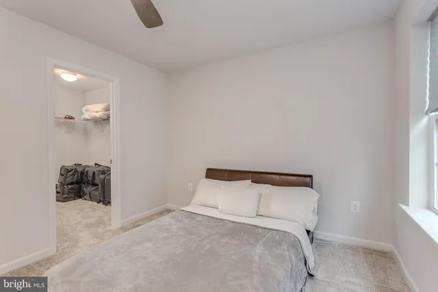 $684,900 | 128 Raven Oaks Drive, Winchester, VA 22602