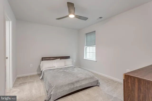 $684,900 | 128 Raven Oaks Drive, Winchester, VA 22602