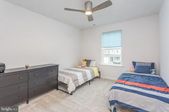 $684,900 | 128 Raven Oaks Drive, Winchester, VA 22602