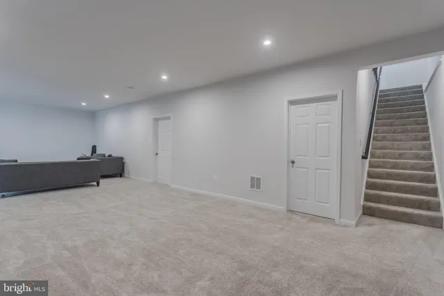 $684,900 | 128 Raven Oaks Drive, Winchester, VA 22602