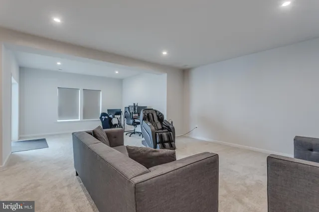 $684,900 | 128 Raven Oaks Drive, Winchester, VA 22602