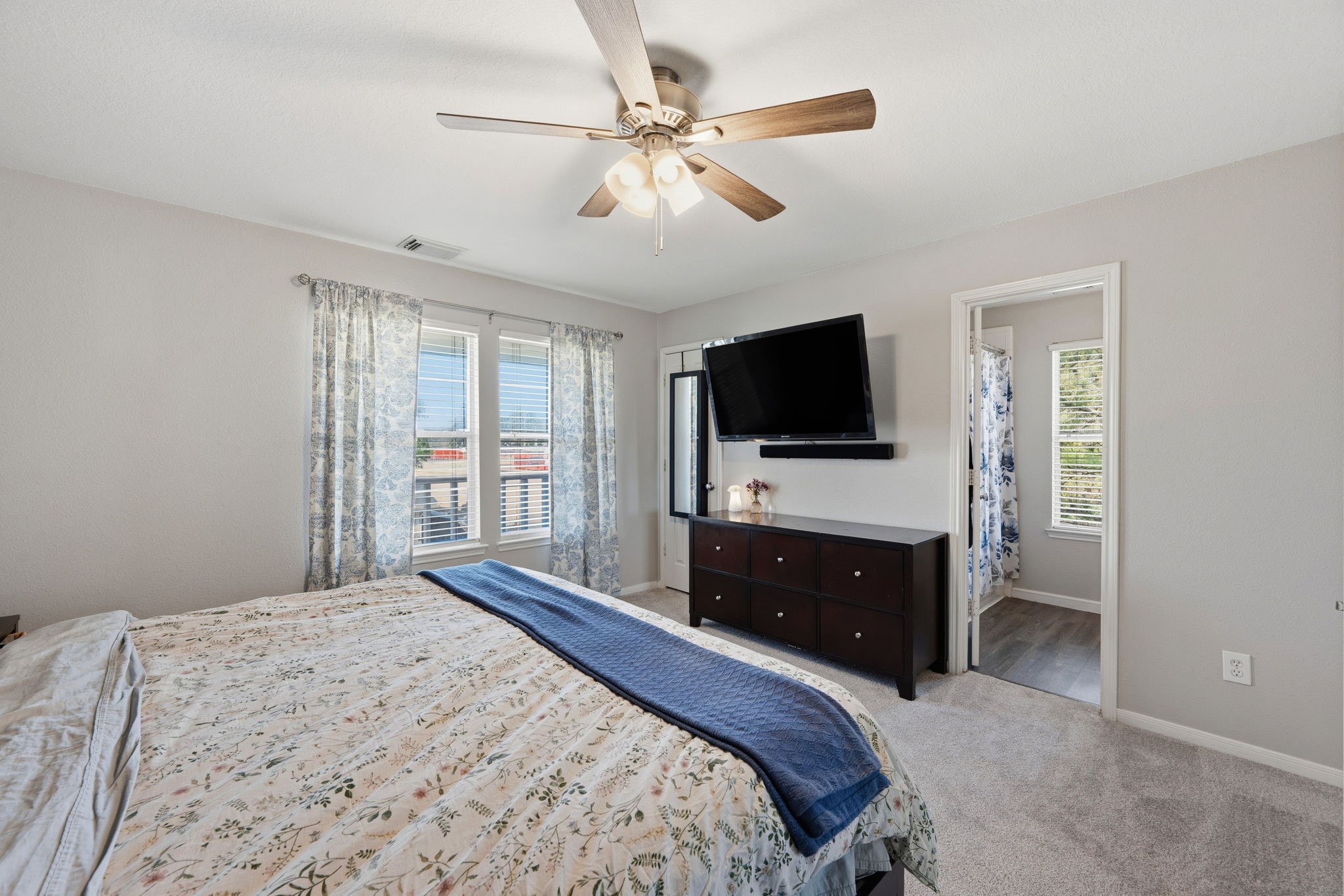 3962 Mossy Pl Lane Spring, TX 77388 - Photo 16 of 28 Primary Bedroom