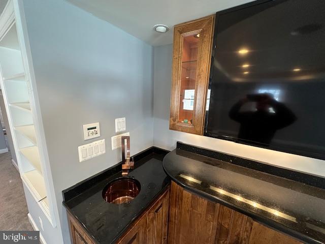 416 Sudbury Road Linthicum Heights, MD 21090 - Photo 10 of 20 Wet Bar w/custom lighting