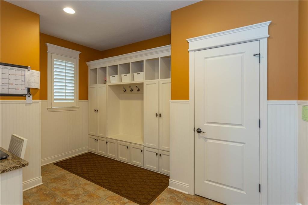 10158 Backstretch Row Fishers, IN 46040 - Photo 17 of 48 Gallery Image 17