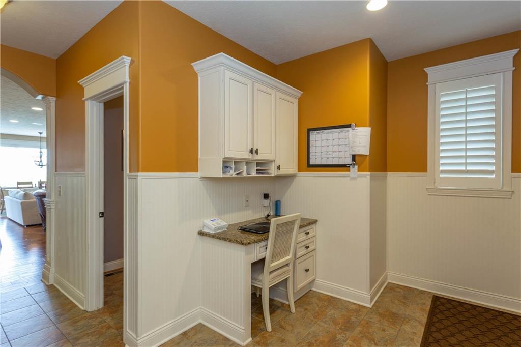 10158 Backstretch Row Fishers, IN 46040 - Photo 18 of 48 Gallery Image 18