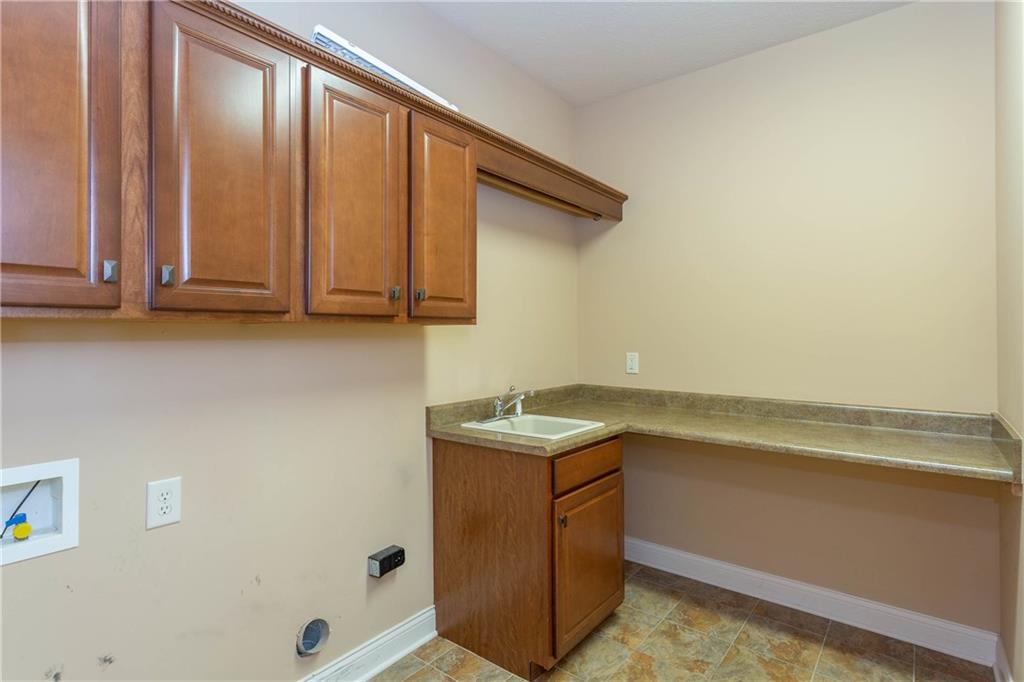10158 Backstretch Row Fishers, IN 46040 - Photo 20 of 48 Gallery Image 20
