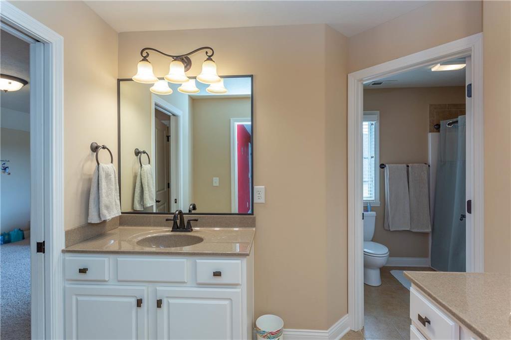 10158 Backstretch Row Fishers, IN 46040 - Photo 32 of 48 Gallery Image 32