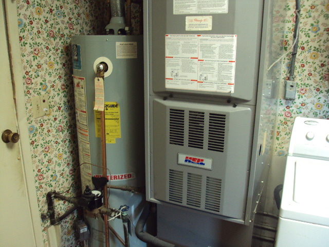 2901 Alton Drive Champaign, IL 61821 - Photo 9 of 19 a bathroom with a window and a shower