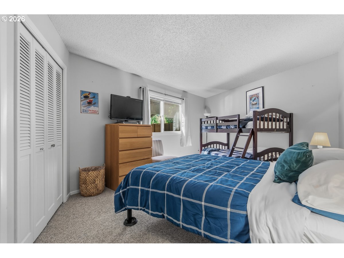 68553 East Fairway Estates Road, Unit F3 Welches, OR 97067 - Photo 22 of 36 Laundry