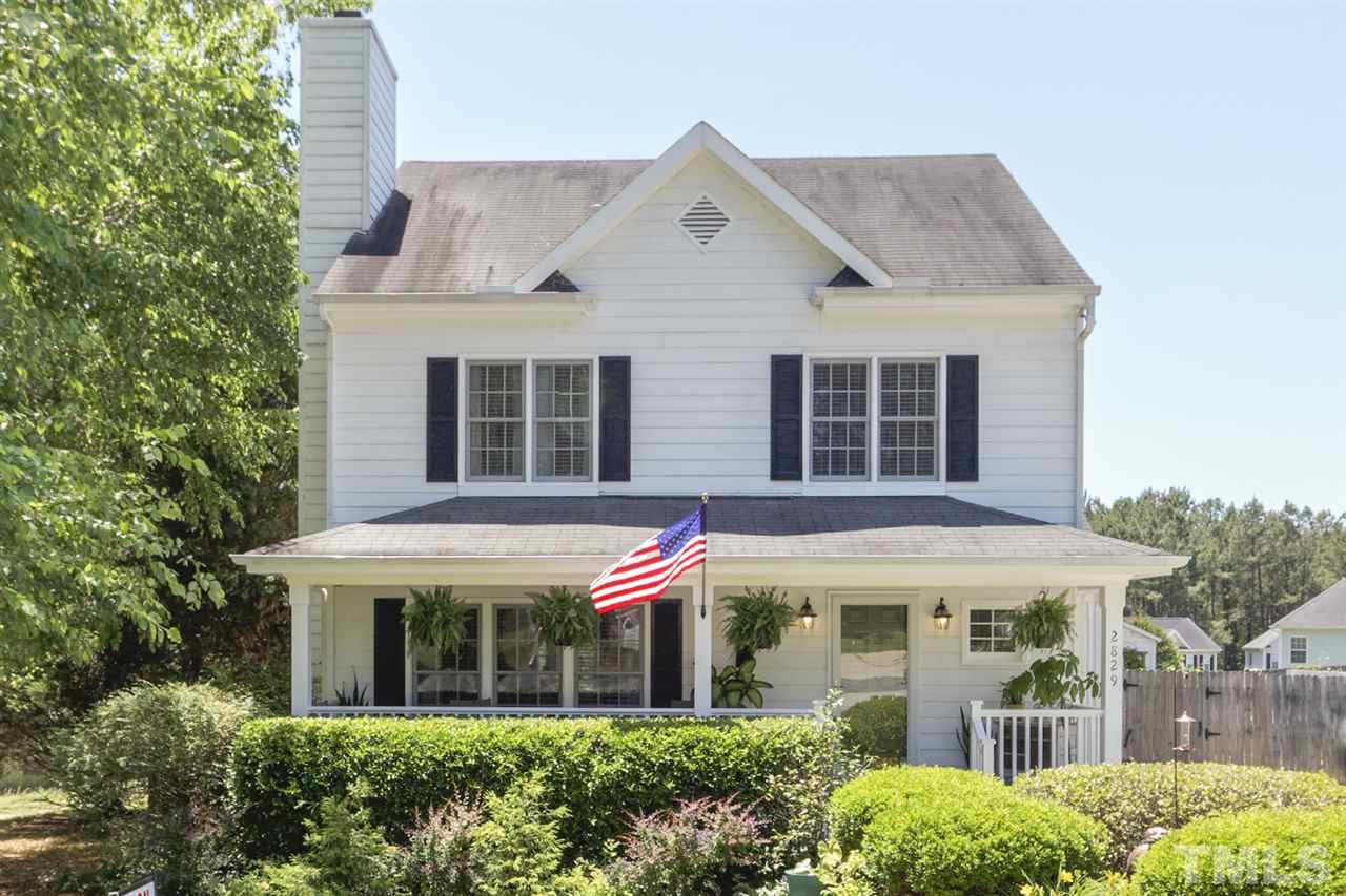 2829 Glastonbury Road Apex, NC 27539 - Photo 3 of 27 Gallery Image 3