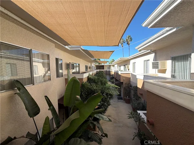 $2,975 | 7013 Haskell Avenue, Van Nuys, CA 91406
