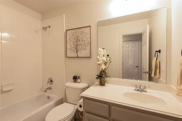 $4,300 | 913 Canyon Wren Drive, McKinney, TX 75071