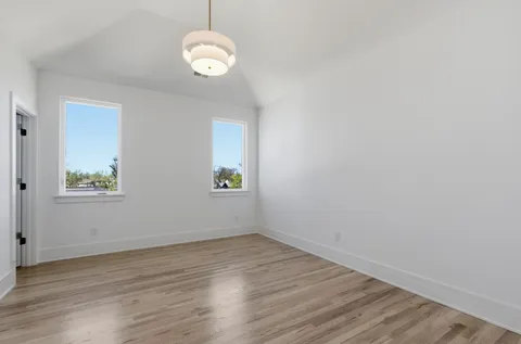 a view of utility room