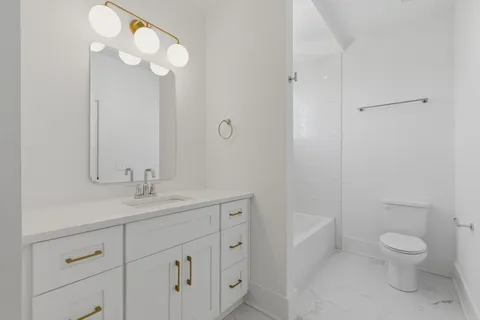 $869,900 | 1623 B Northview Avenue, Nashville, TN 37216