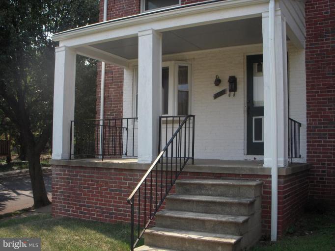 3800 Rexmere Road Baltimore, MD 21218 - Photo 21 of 23 Porch