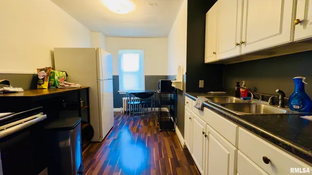 $209,900 | 419 East Church Street, Benton, IL 62812