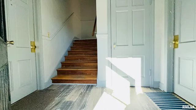 $209,900 | 419 East Church Street, Benton, IL 62812