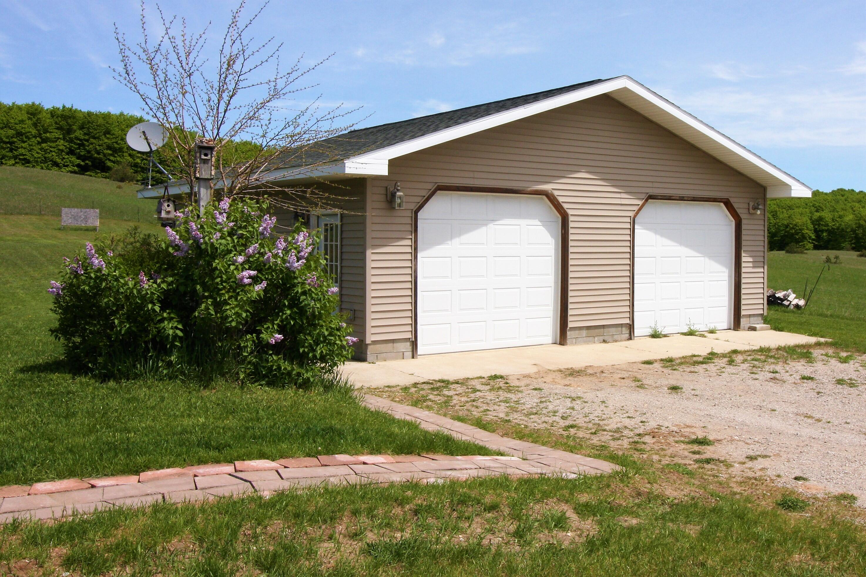 1426 West Huffman Lake Road Vanderbilt, MI 49795 - Photo 5 of 37 Gallery Image 5