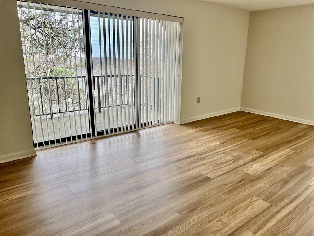 1008 Paradise Road, Unit 3N Swampscott, MA 01907 - Photo 21 of 29