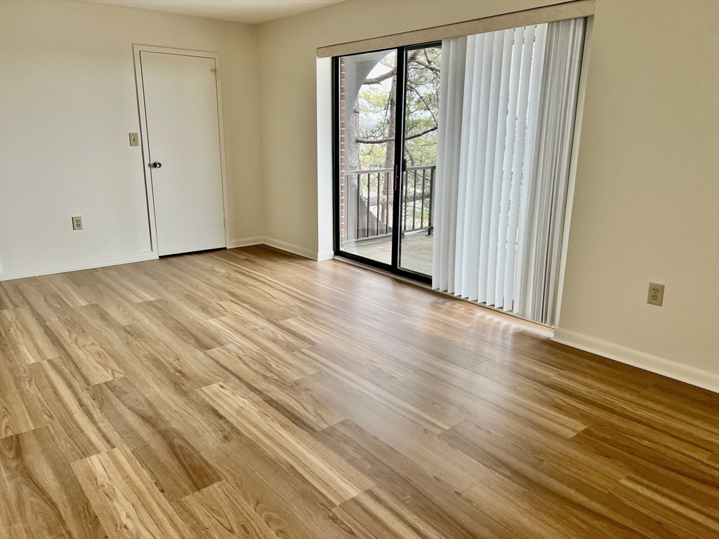 1008 Paradise Road, Unit 3N Swampscott, MA 01907 - Photo 25 of 29