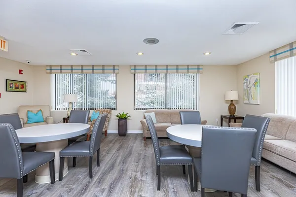 $425,000 | 1008 Paradise Road, Unit 3N, Swampscott, MA 01907